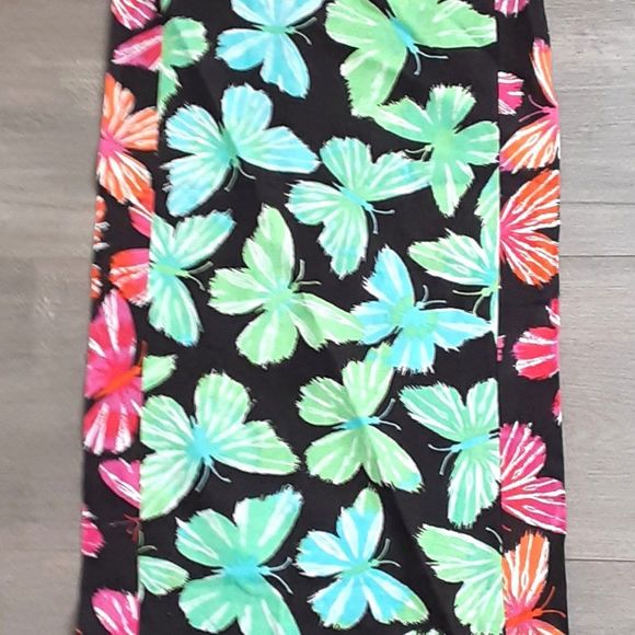 Reversible pink orange teal butterfly table runner button detailing 41x11 - Picture 1 of 4
